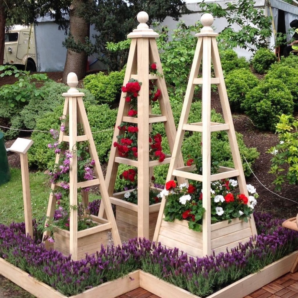 Obelisk with Integral Planter